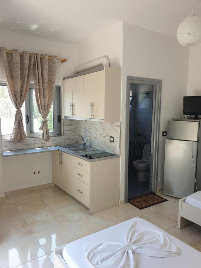 Alinani Apartments Ксаміл Екстер'єр фото
